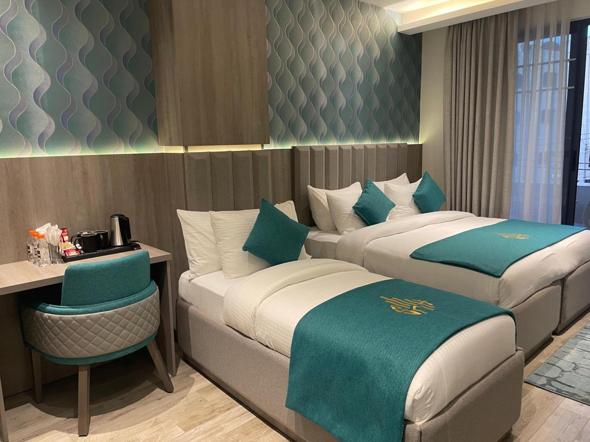 Soho Midtown Hotell Ash Shumaysani Exteriör bild