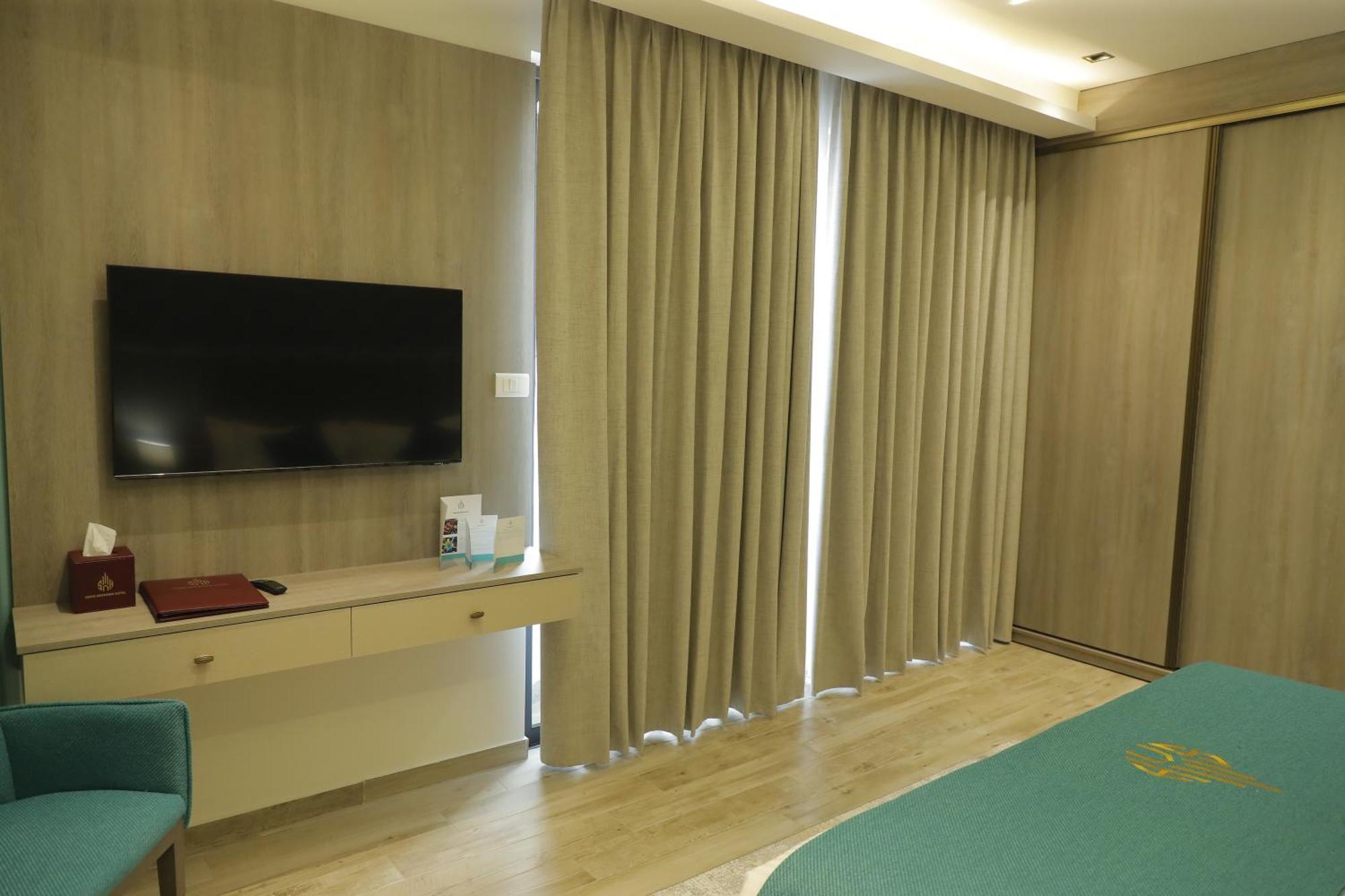 Soho Midtown Hotell Ash Shumaysani Exteriör bild