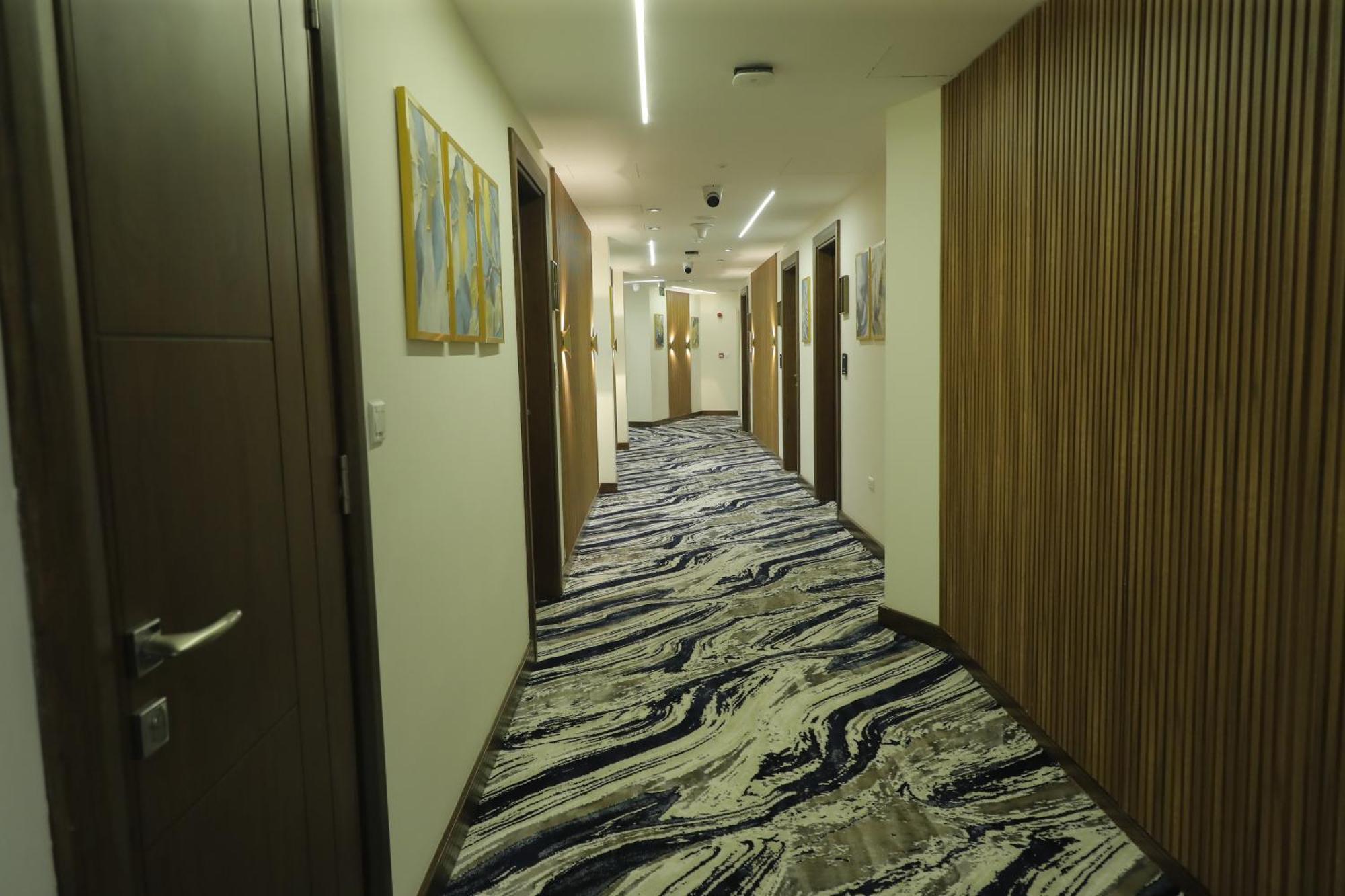 Soho Midtown Hotell Ash Shumaysani Exteriör bild