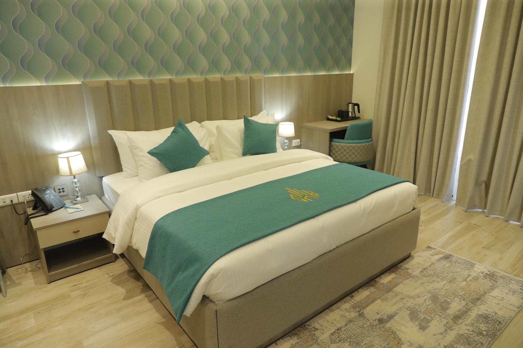 Soho Midtown Hotell Ash Shumaysani Exteriör bild