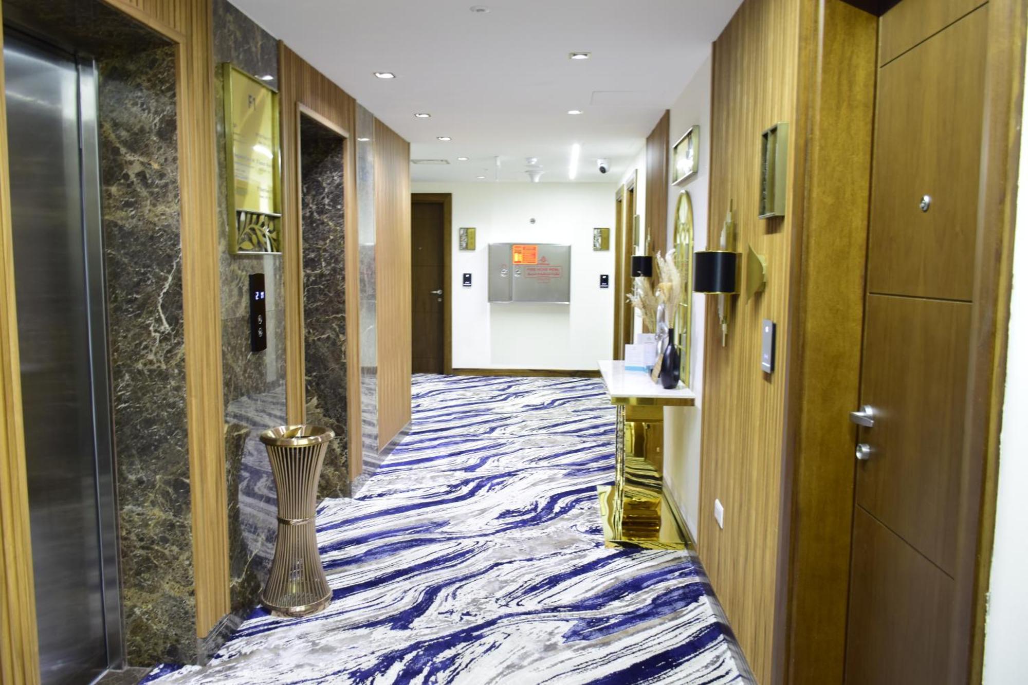 Soho Midtown Hotell Ash Shumaysani Exteriör bild